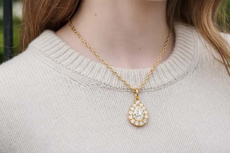 Natural diamond necklace on model